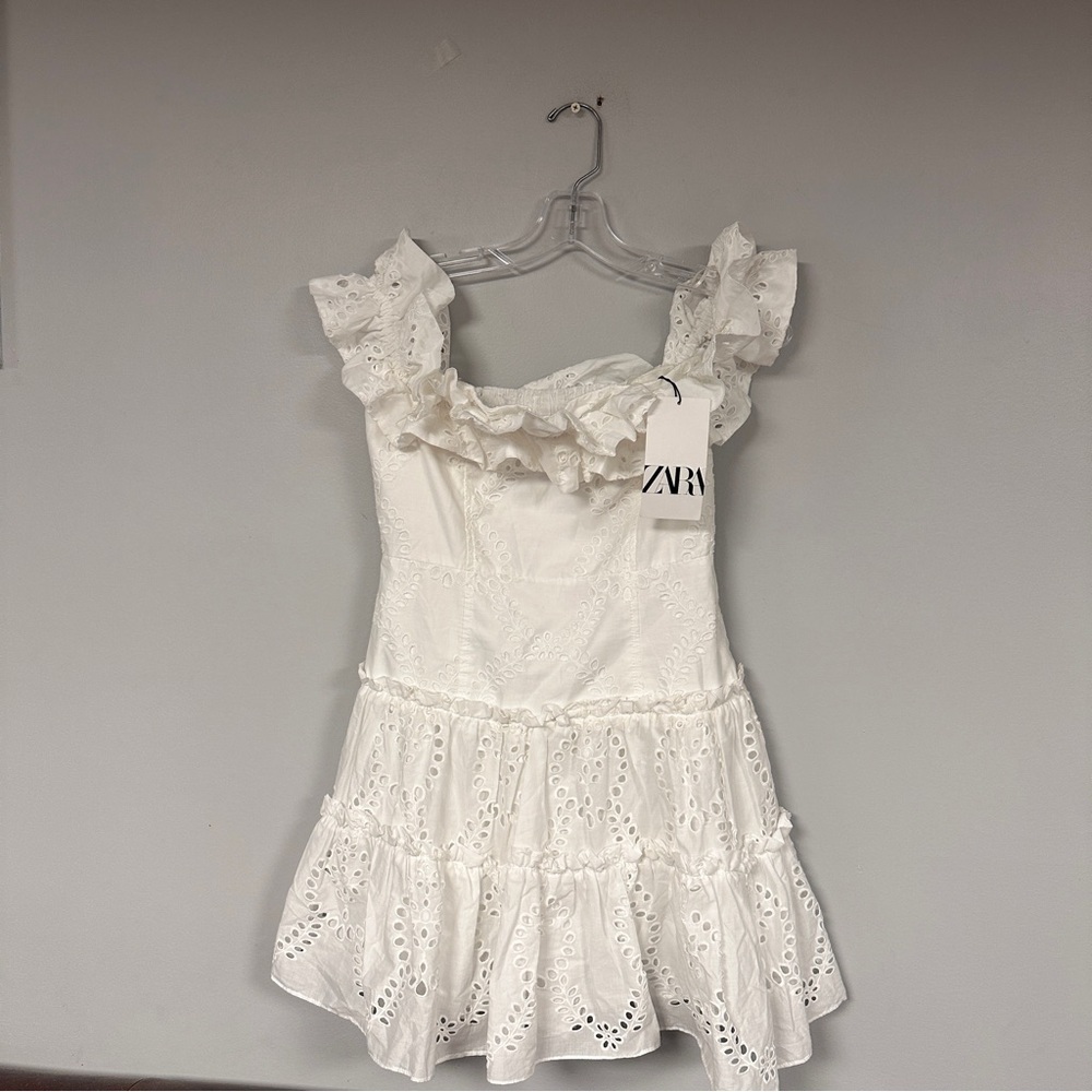 Zara white off shoulder open work embroidered eyelet lace lined dress, M, NWT